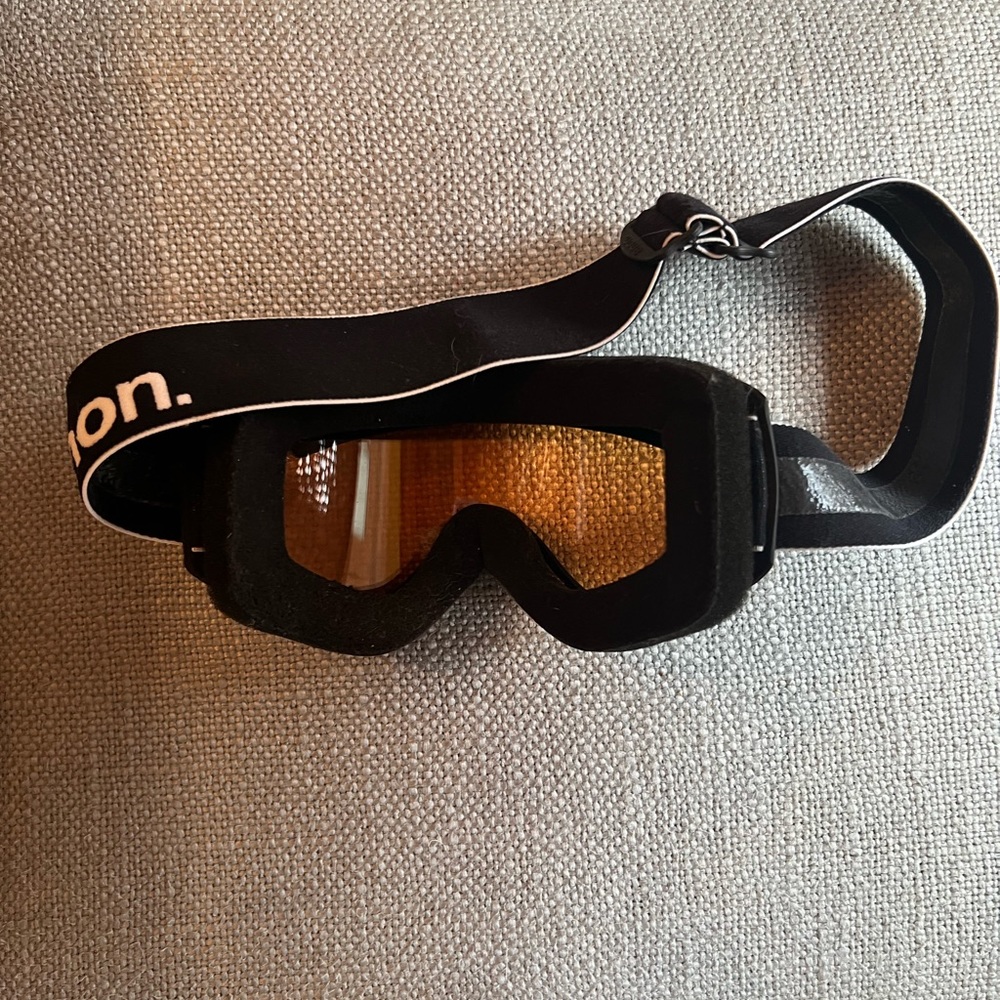 anon. kids’ ski goggles EUC - Picture 2 of 6